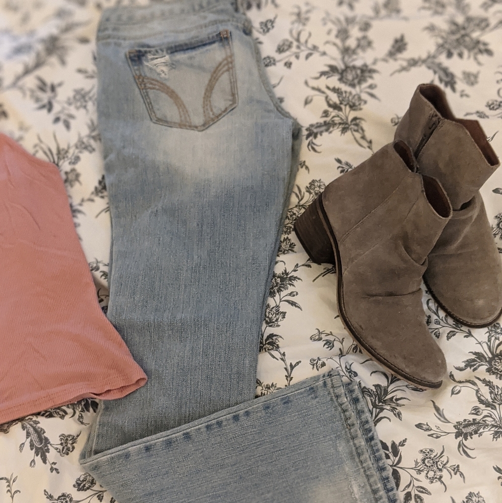 Low rise jeans